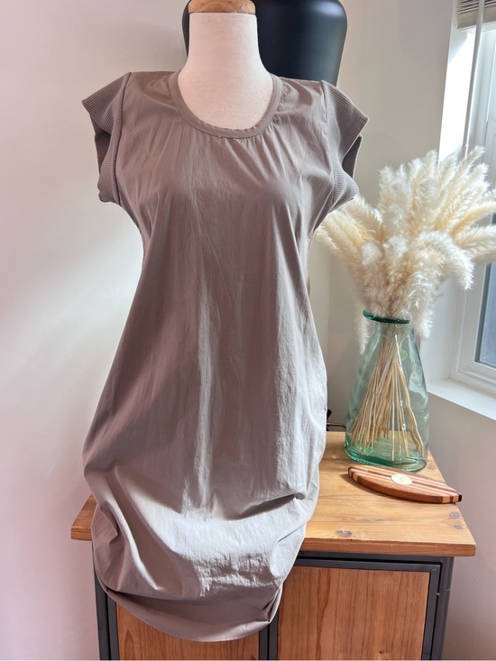 kristensen du nord Dresses & Skirts - Kristensen Du Nord Dress Taupe Cocoon Midi Dress Italian Dress size 2